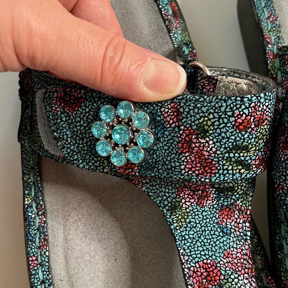 Alegria Carina aqua flora, size 37 (7-7.5)